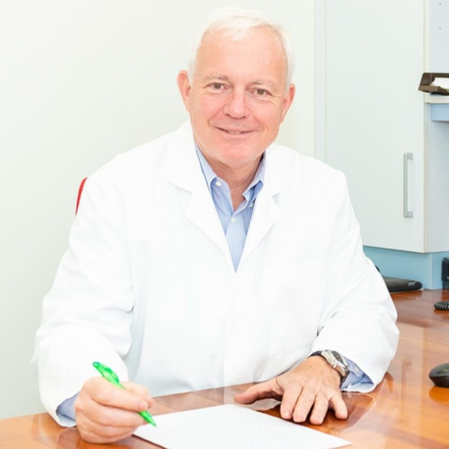 Dr. med. Adrian Sury