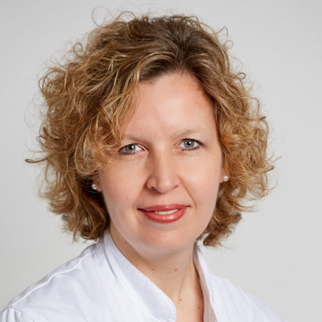 Dr. med. Anja Fäh-Gunz