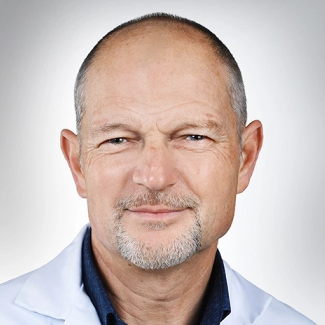 Dr. med. Christian Bärlocher