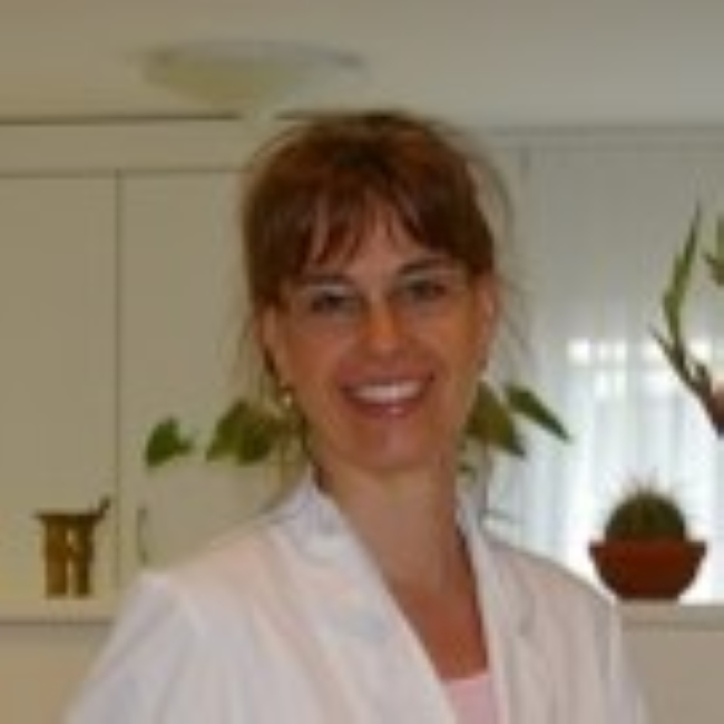 Dr. med. Corinne Staubli-Sutter